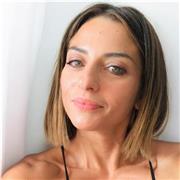 Grafica professionista, offre lezioni personalizzate di Photoshop, Illustrator, InDesign a Genova o da remoto